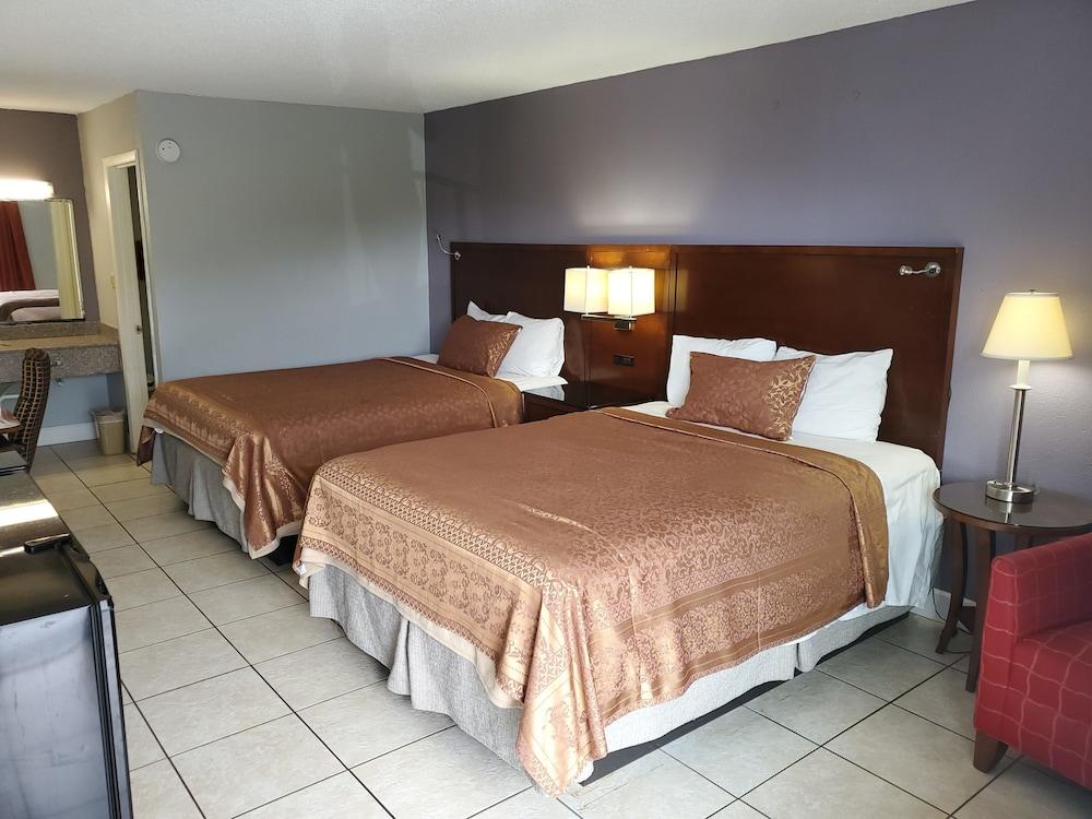 Econo Inn photo 23