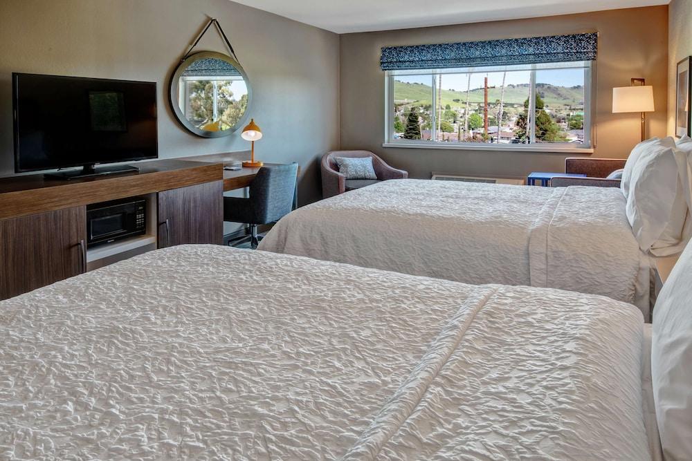 Hampton Inn Vallejo photo 8