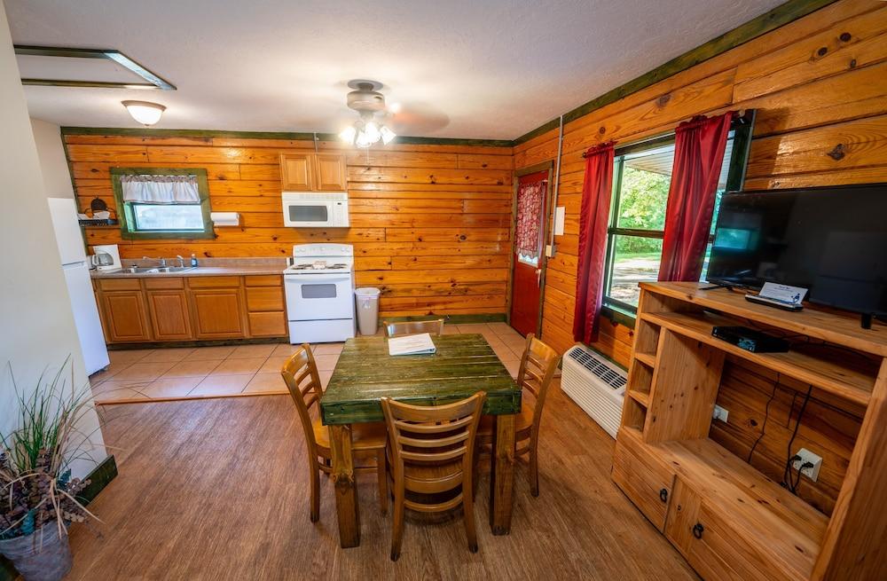Fishtale Lodge photo 71