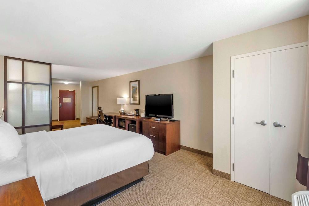 Comfort Suites Blythe photo 23