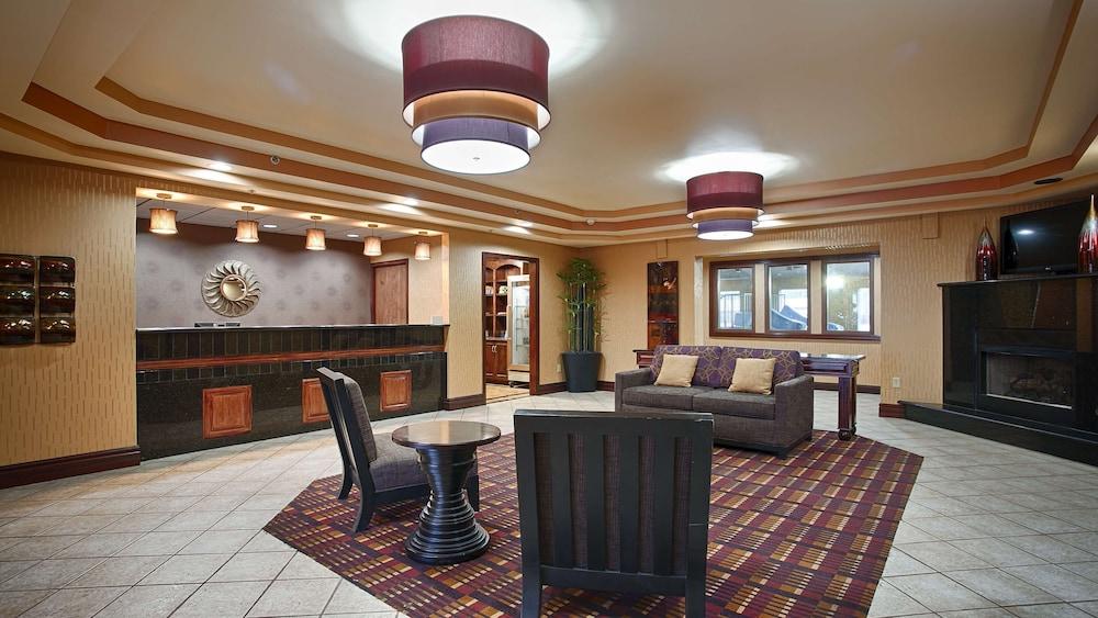 Best Western Plus Midwest Inn & Suites photo 2