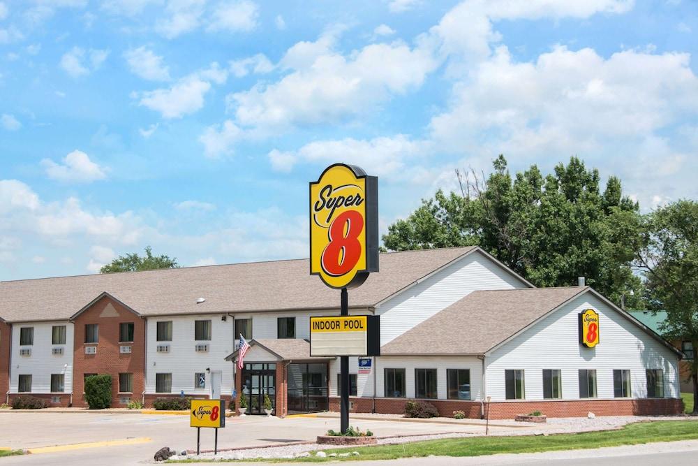 Super 8 by Wyndham Fairfield photo 12