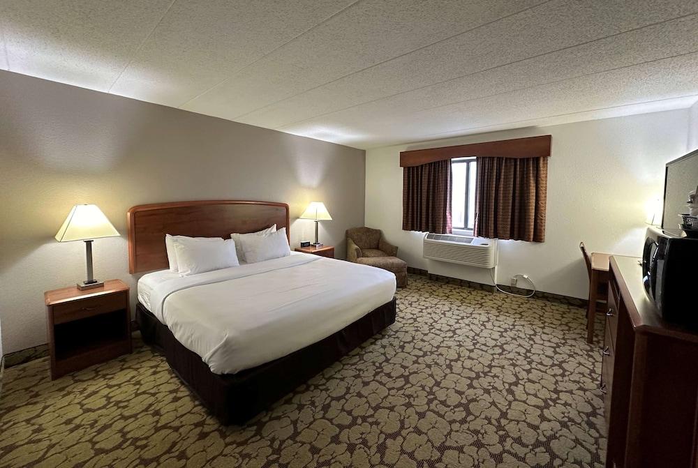 AmericInn by Wyndham Appleton North/Little Chute photo 14