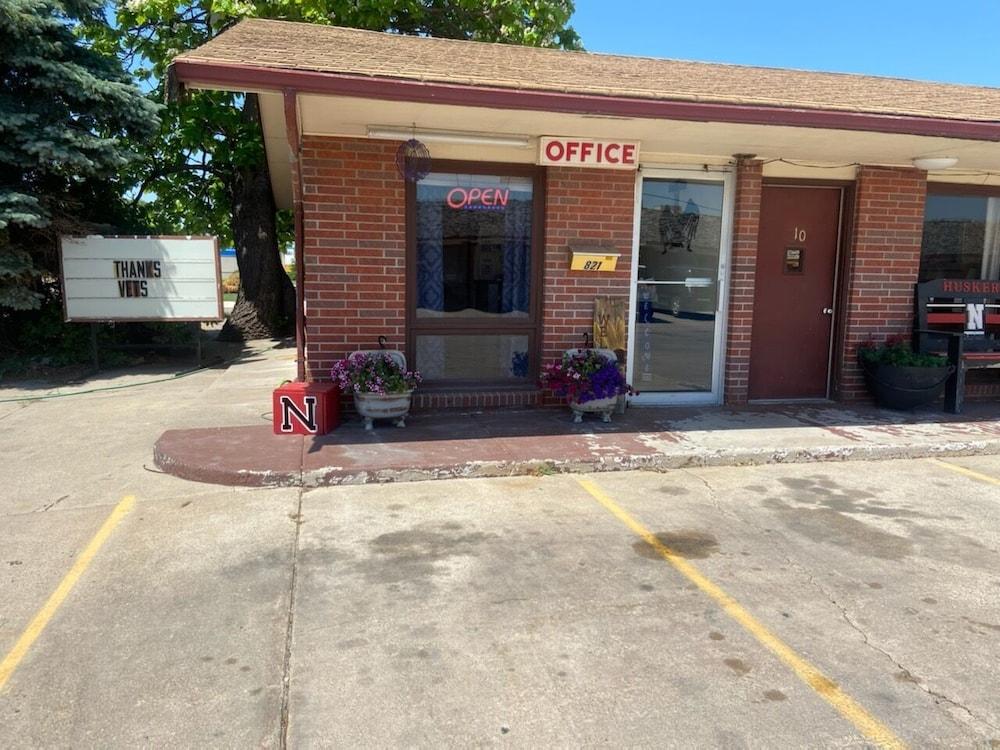 Blue Spruce Motel photo 31