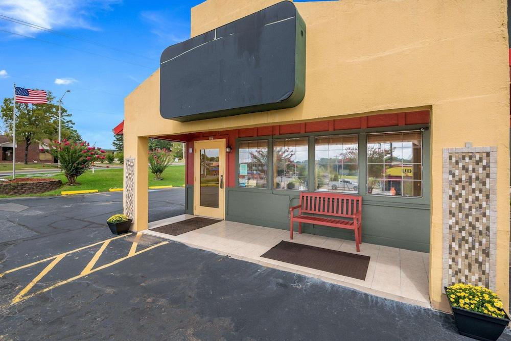 Rodeway Inn Benton photo 14
