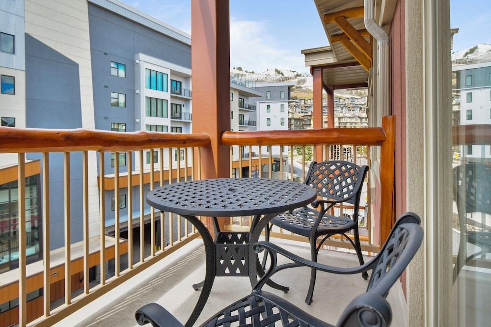Westgate by Canyons Village Rentals photo 95