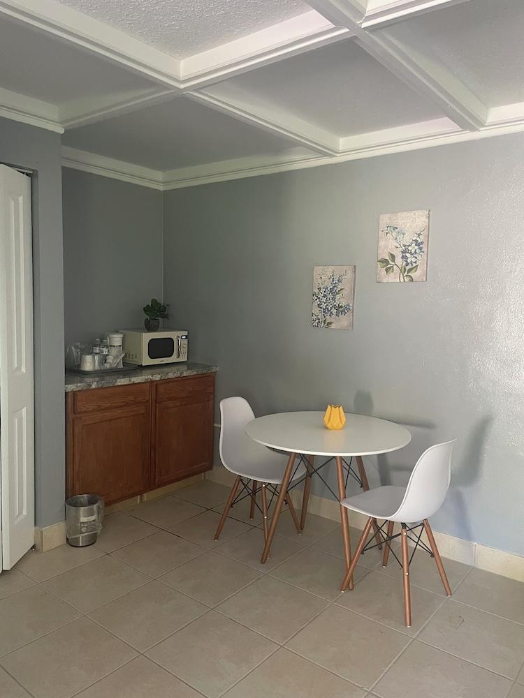 BlueGem Motel photo 49