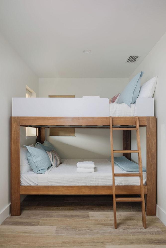 Haleys Court Boutique Motel photo 3