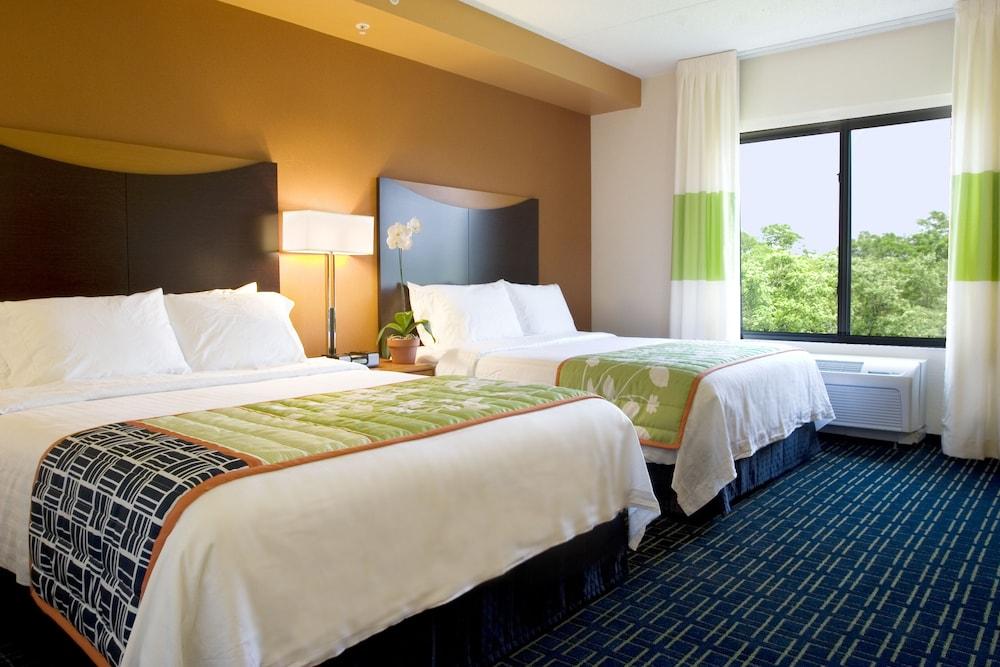 Fairfield Inn by Marriott Washington D.C. photo 18