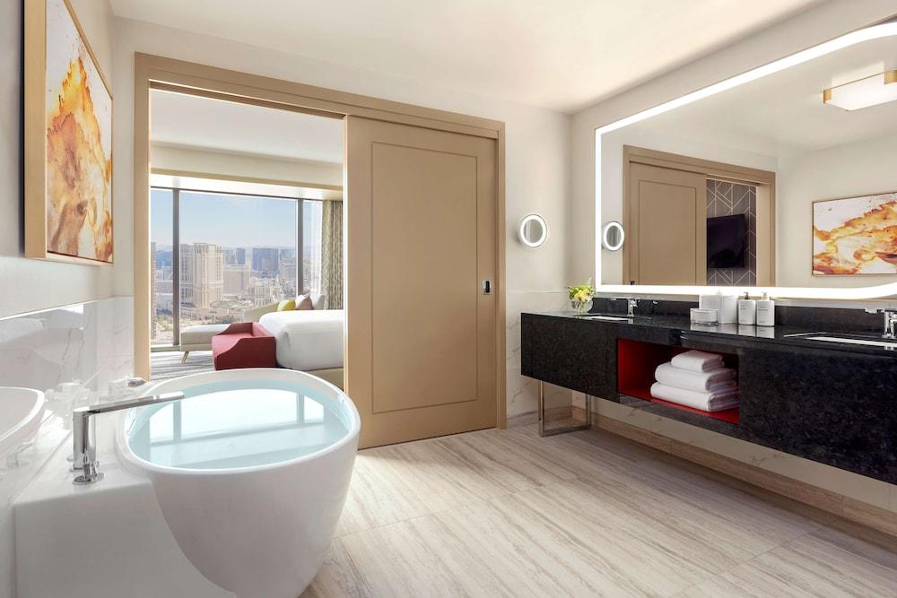 Conrad Las Vegas at Resorts World photo 3