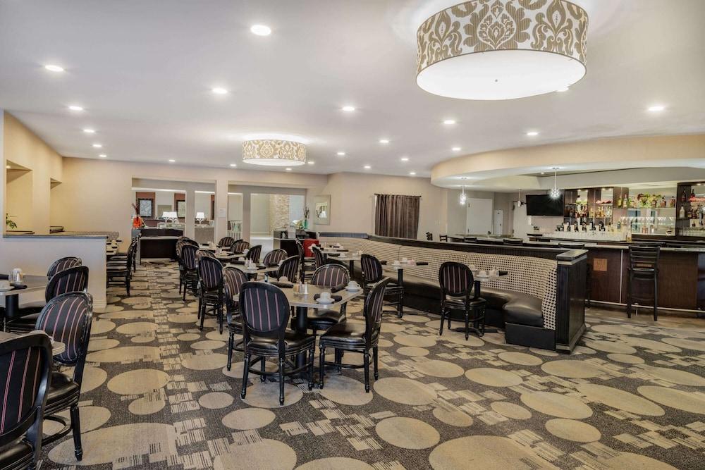 Wyndham Sacramento photo 27