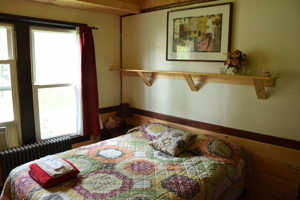 The Baseball Hotel photo 21