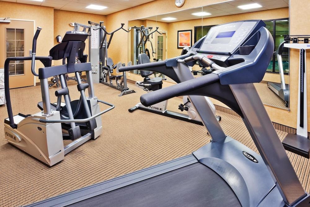 Holiday Inn Express Hotel & Suites Clovis by IHG photo 30