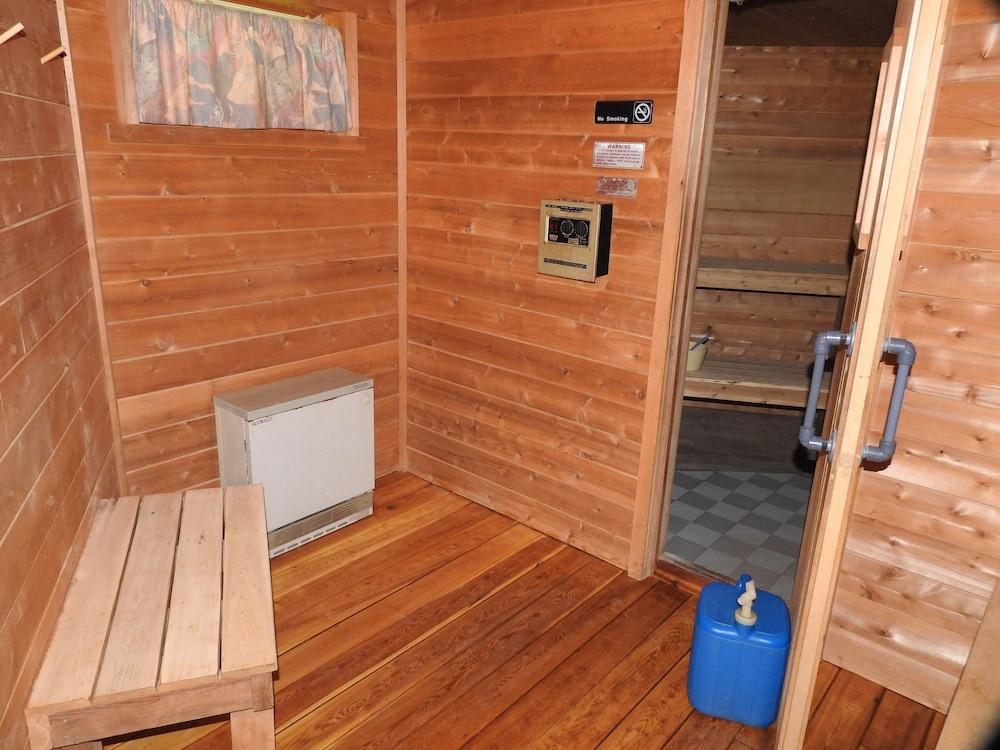 Superior Ridge Resort Motel photo 44