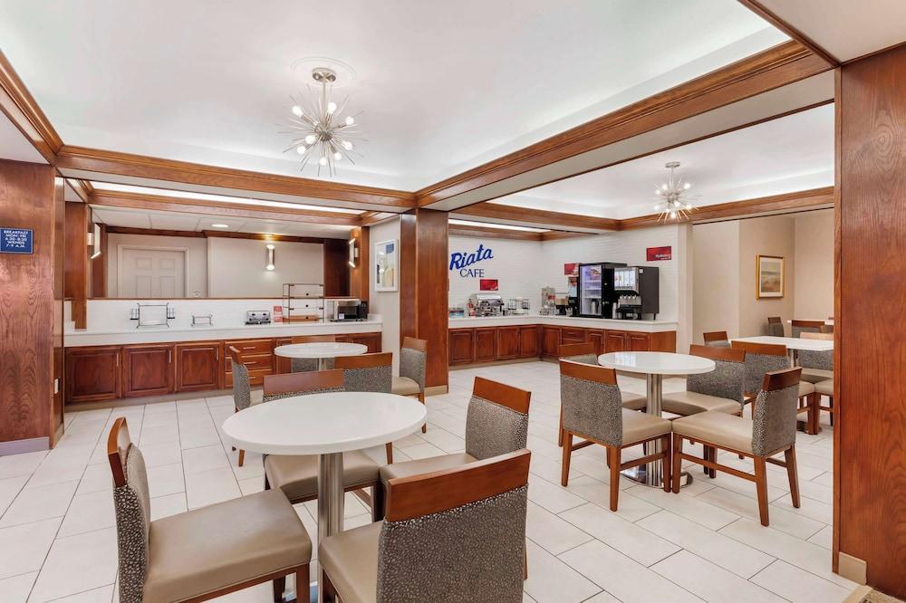 Best Western Plus Riata photo 19