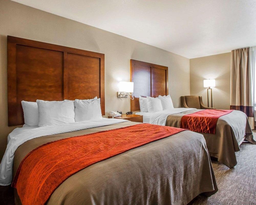 Comfort Inn Marshalltown South photo 17