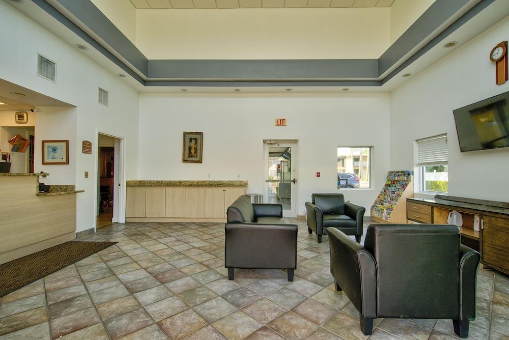 Clearwater Hotel photo 37