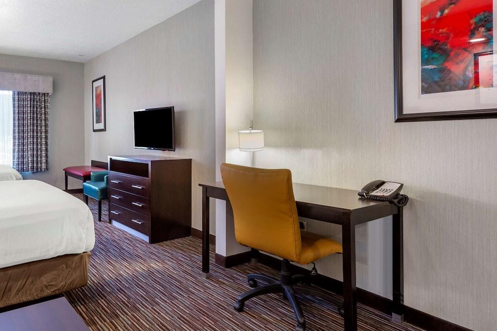Best Western Plus Gallup Inn & Suites photo 44