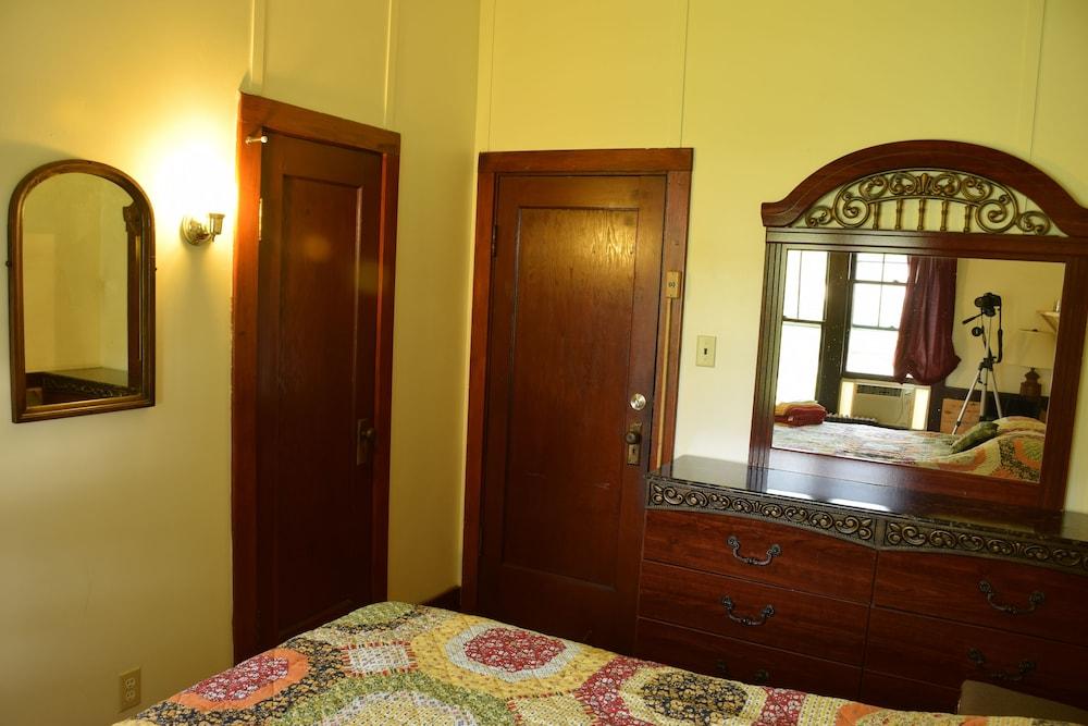 The Baseball Hotel photo 34