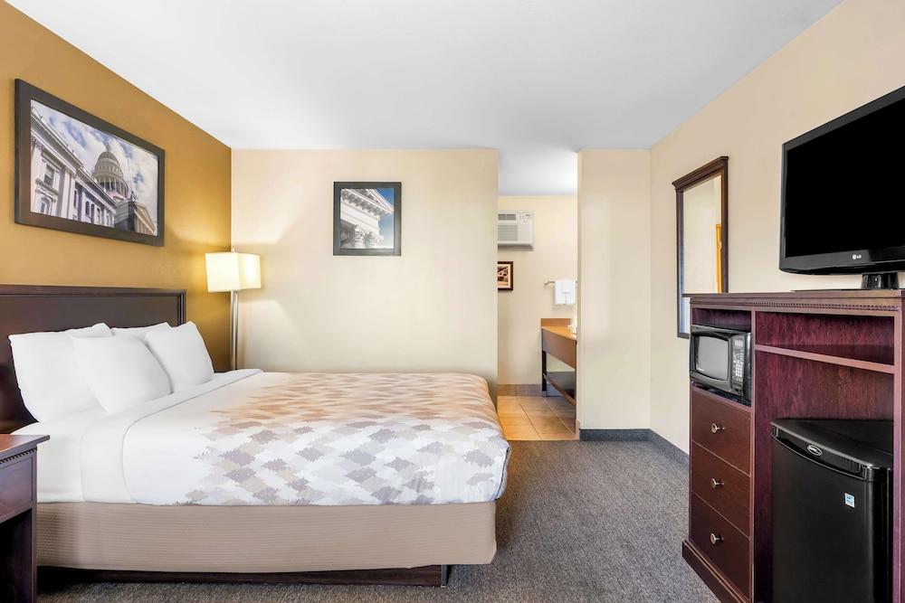 Americas Best Value Inn Yakima photo 16