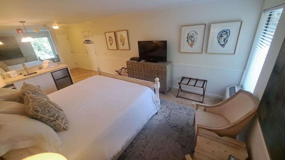 Saint Simons Inn by the Lighthouse photo 6