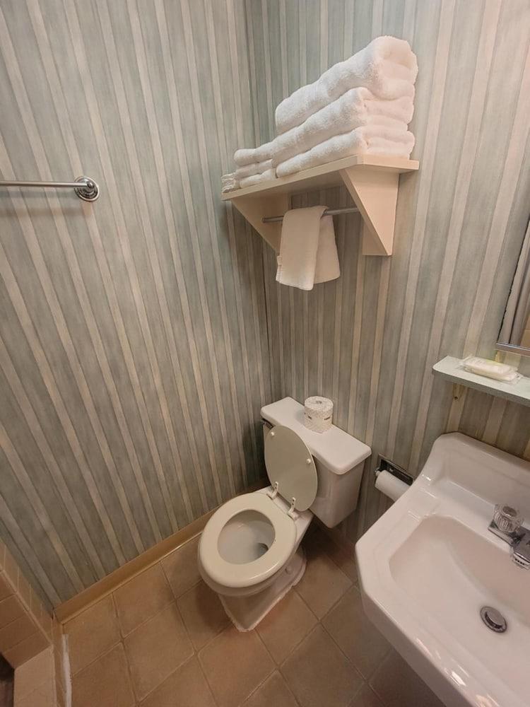 Medina Inn photo 2