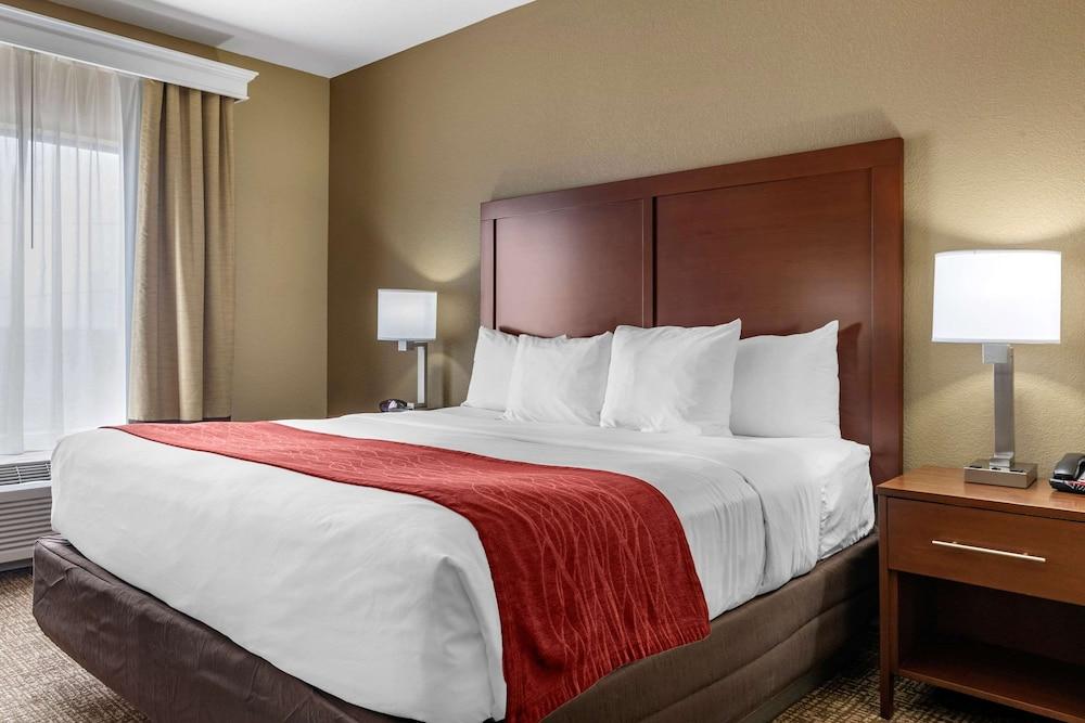 Comfort Inn & Suites Augusta photo 10