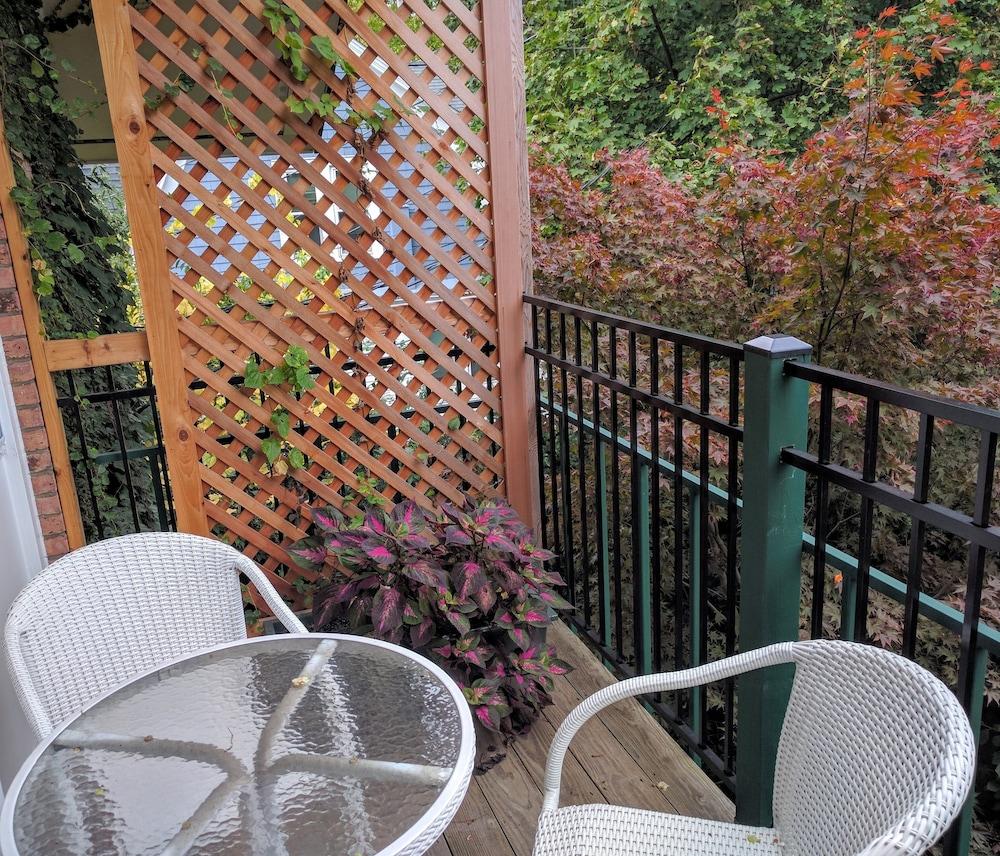 Ann Arbor B&B Inn photo 52