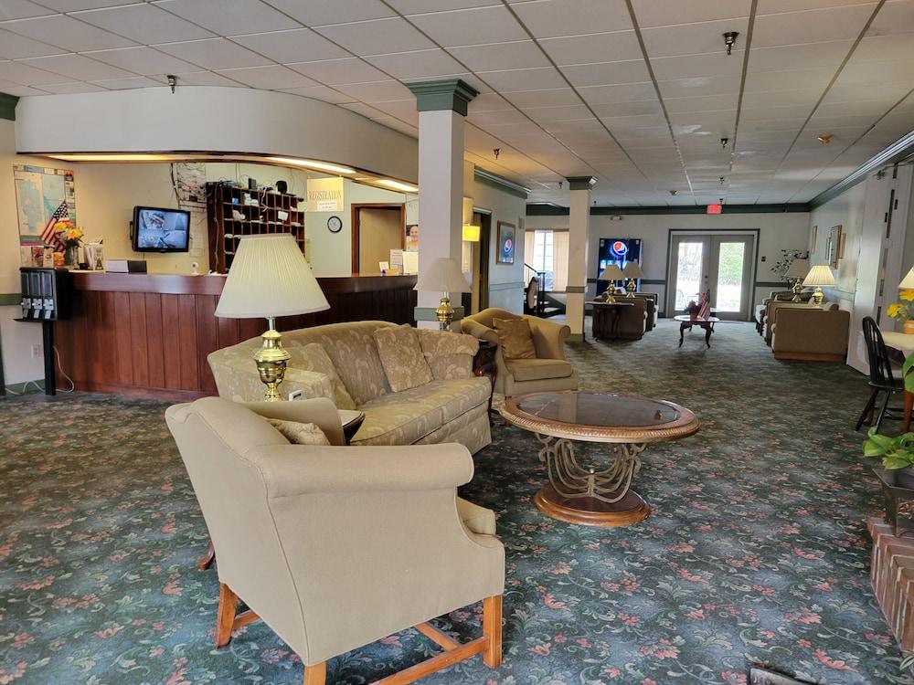 Surrey Inn Ashland photo 46
