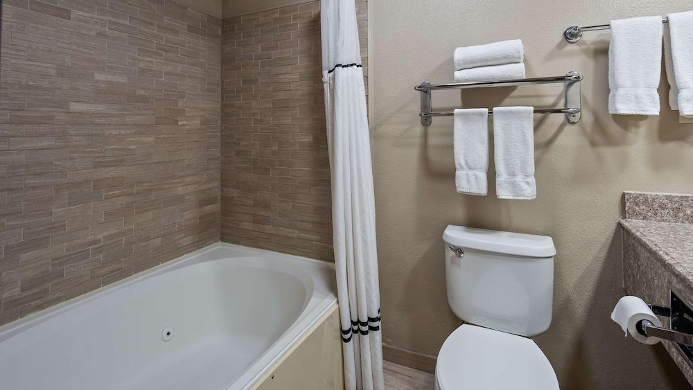 Baymont by Wyndham Lubbock photo 14