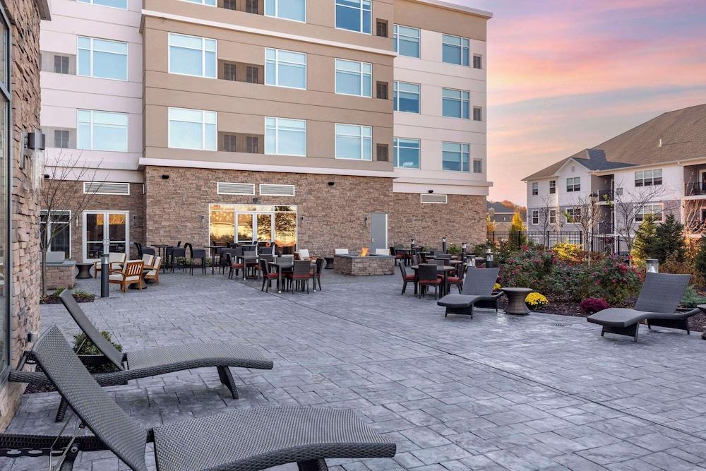 Cambria Hotel Manchester South Windsor photo 29