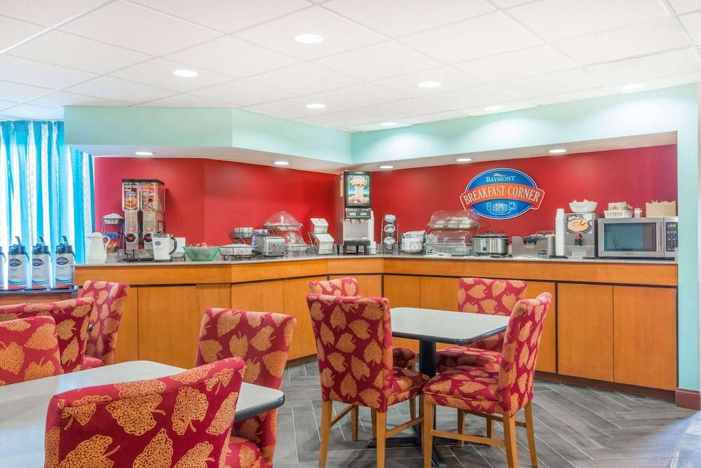 Baymont by Wyndham Greensburg photo 14