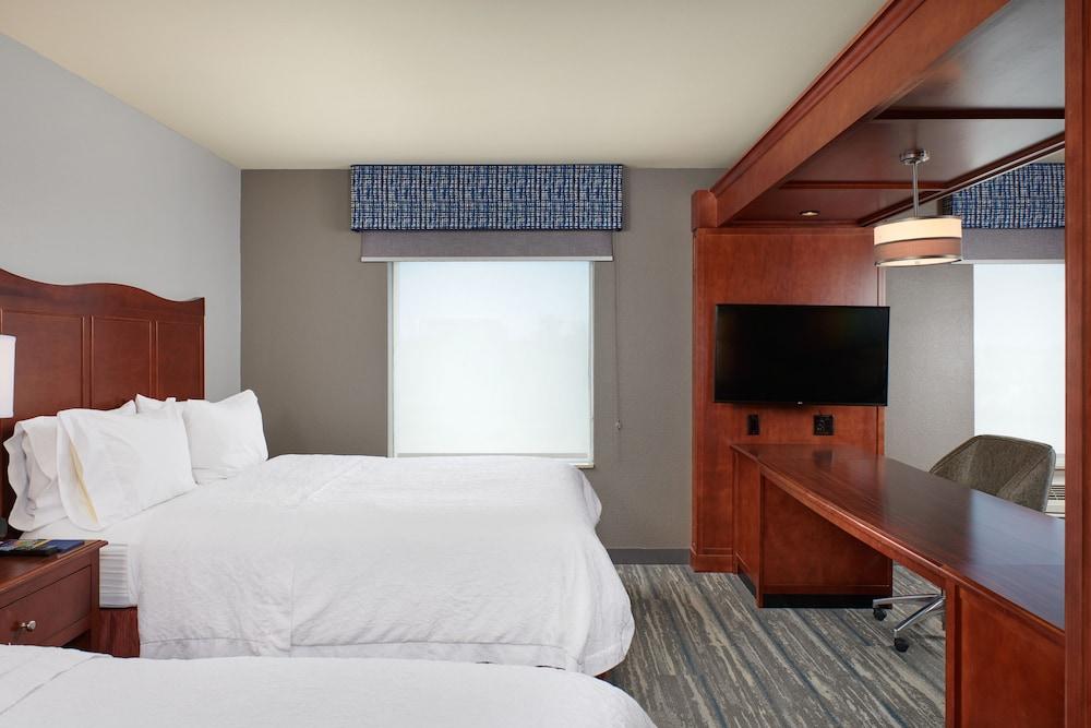 Hampton Inn & Suites Holly Springs photo 6
