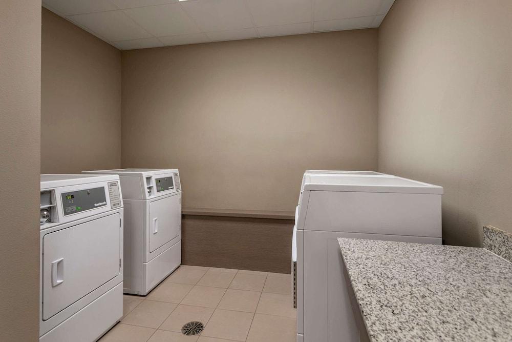 Sleep Inn Bowling Green North photo 26