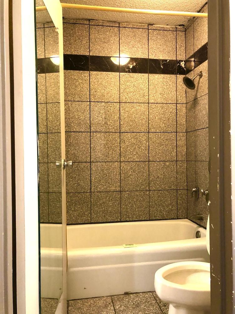 Bossier Extended Stay photo 15