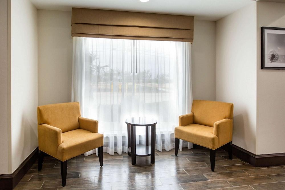 Sleep Inn & Suites Bryan - College Station photo 4