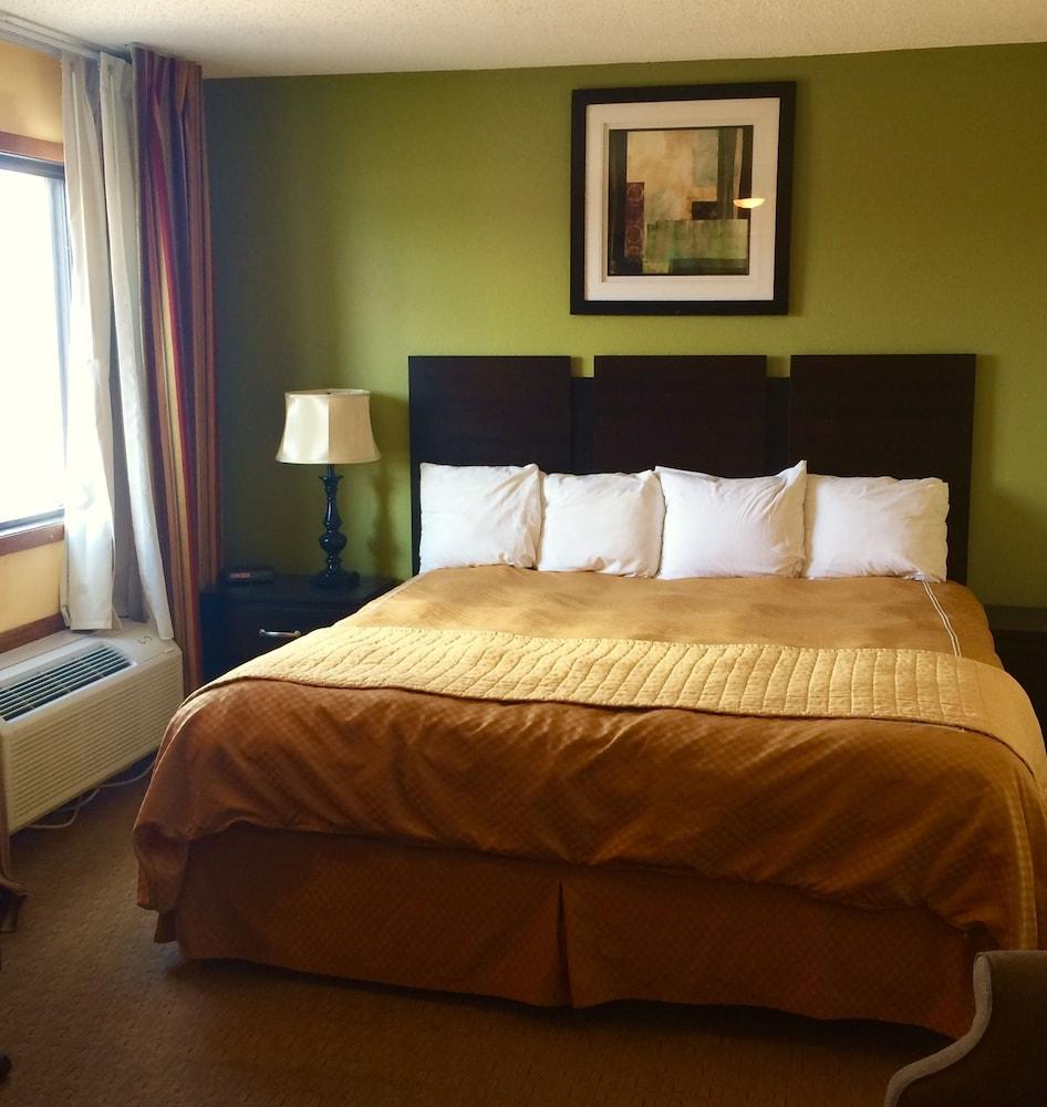 Red Rock Inn photo 6