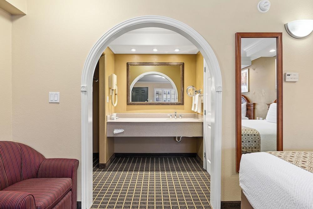 Alexis Park Hotel photo 27