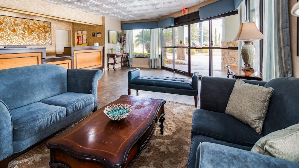 Ramada by Wyndham Savannah Gateway photo 3
