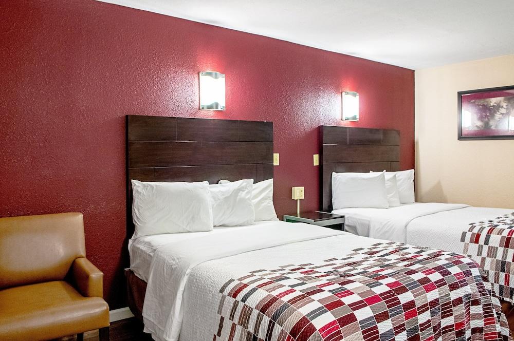 Red Roof Inn Slidell photo 21