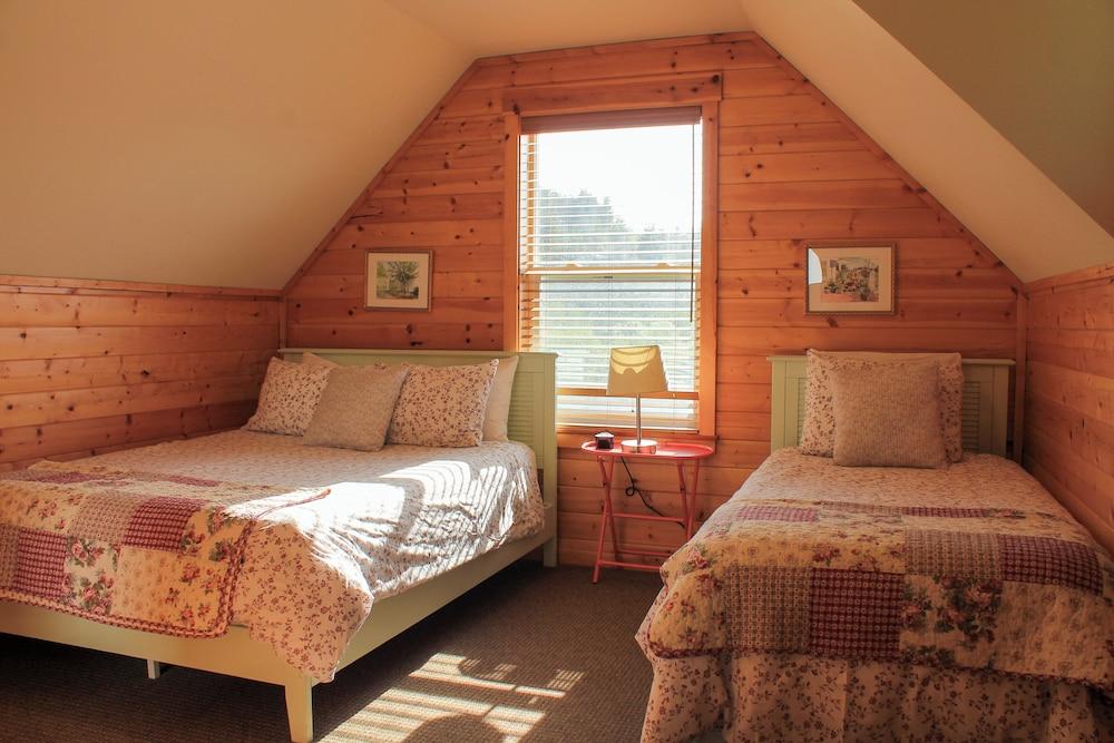 Pebble Cove Farm photo 9