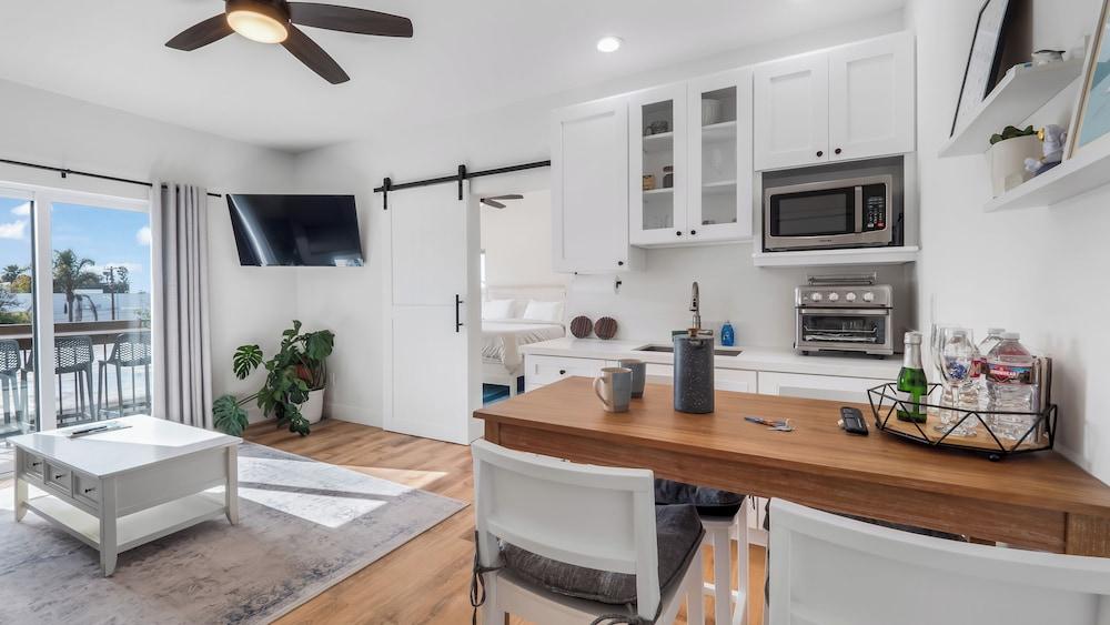 Rise Suites Oceanside photo 6