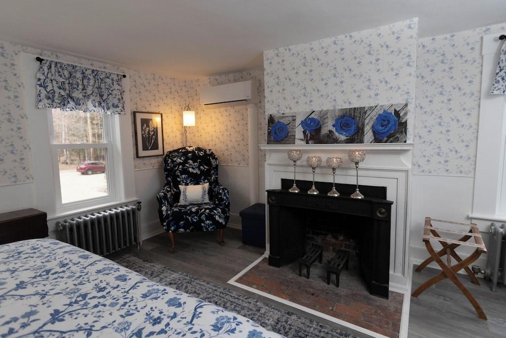 Blue Bear Inn photo 56