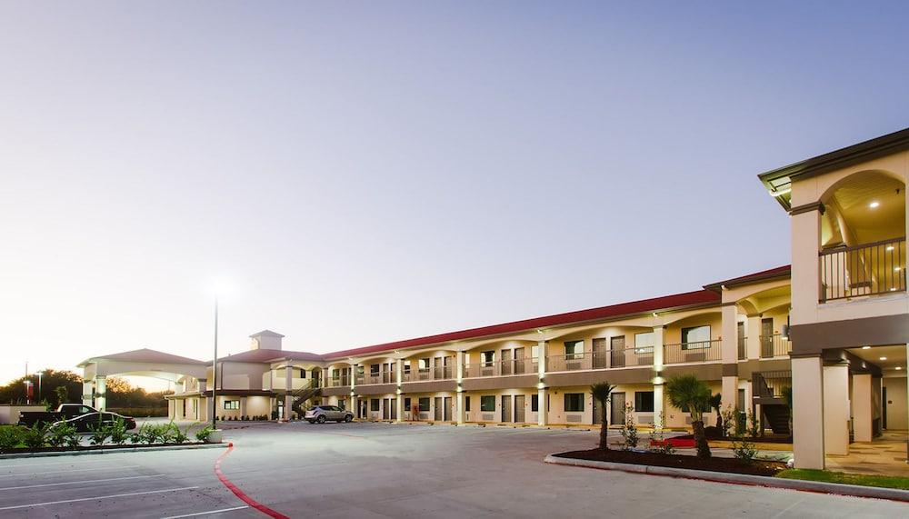 Palace Inn Katy Ft. Bend photo 11