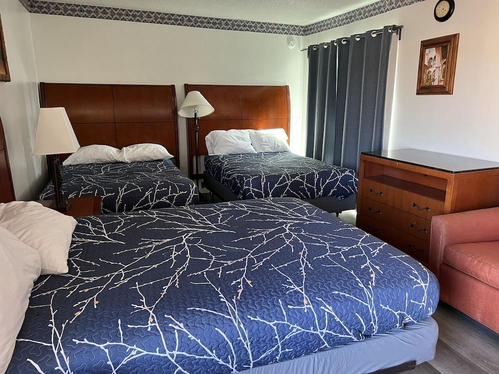 American Inn photo 8