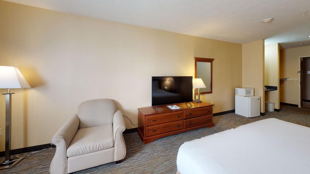Ramada by Wyndham Strasburg/Shenandoah Valley photo 7
