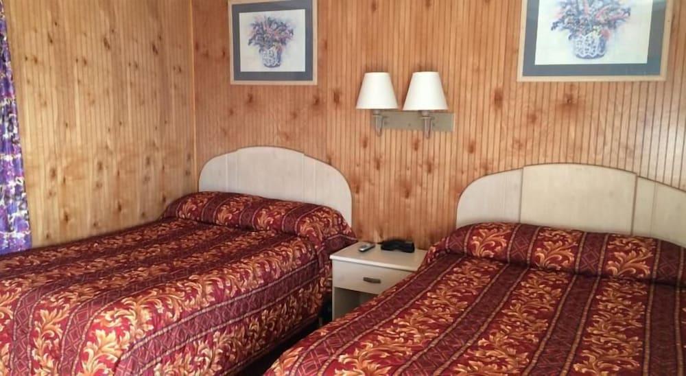 Simpson's Motel photo 13