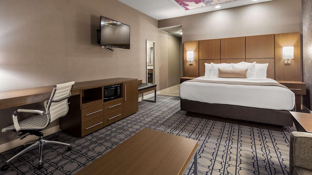 Best Western Plus Coalinga Inn photo 7