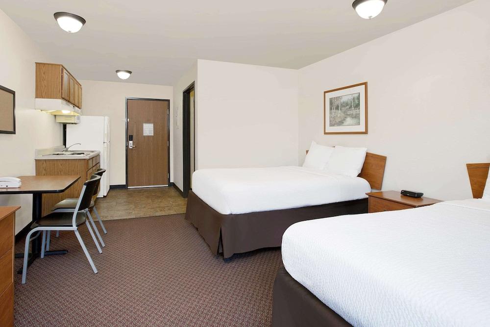WoodSpring Suites Fort Worth Forest Hill photo 1