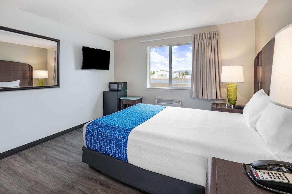 Travelodge by Wyndham Lovell/Bighorns photo 11